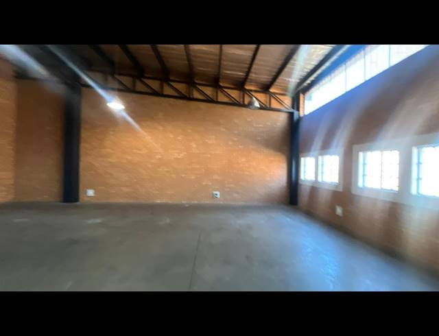 300M² WAREHOUSE TO LET IN N4 GATEWAY INDUSTRIAL PARK